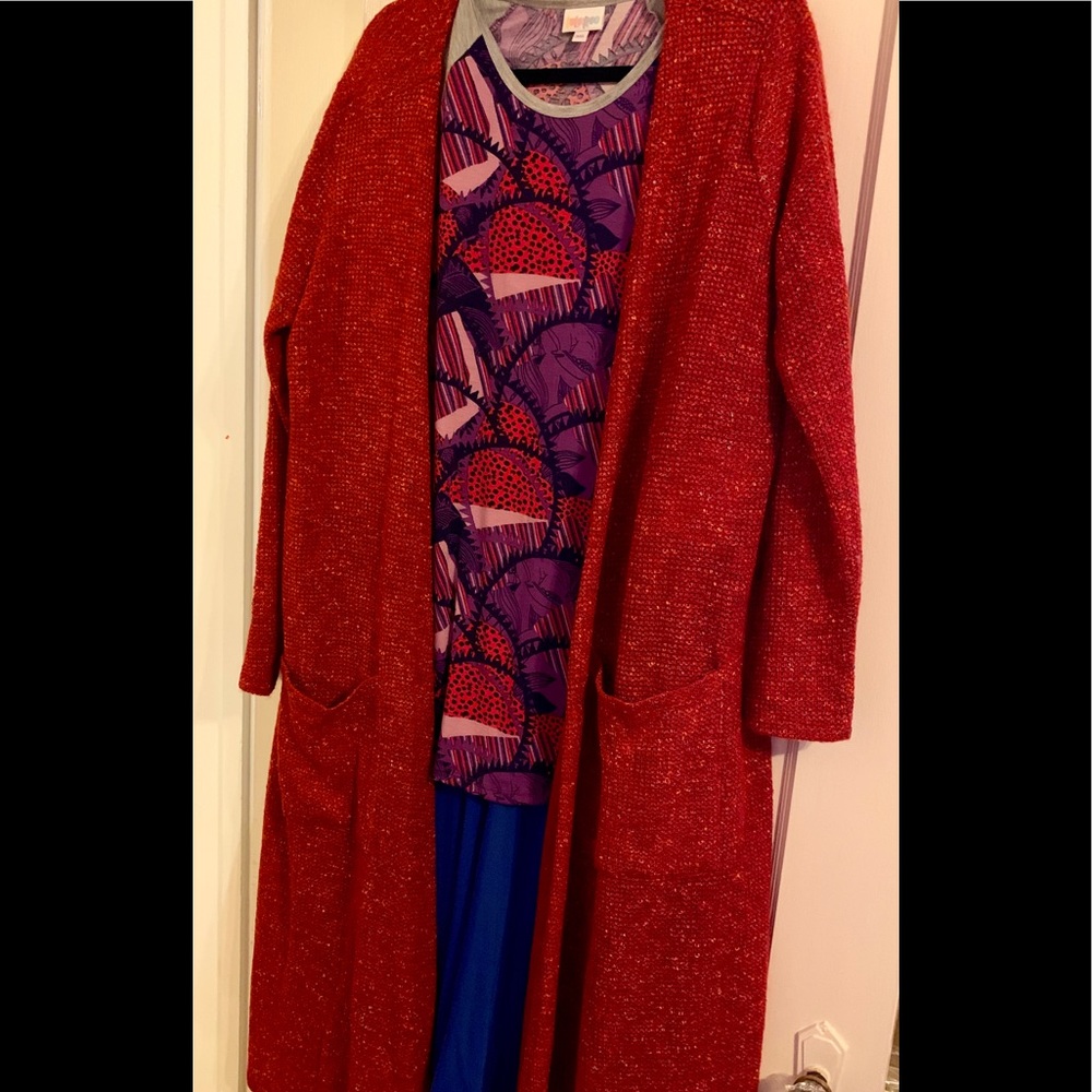 LulaRoe 🦄 Boucle knit Sarah
